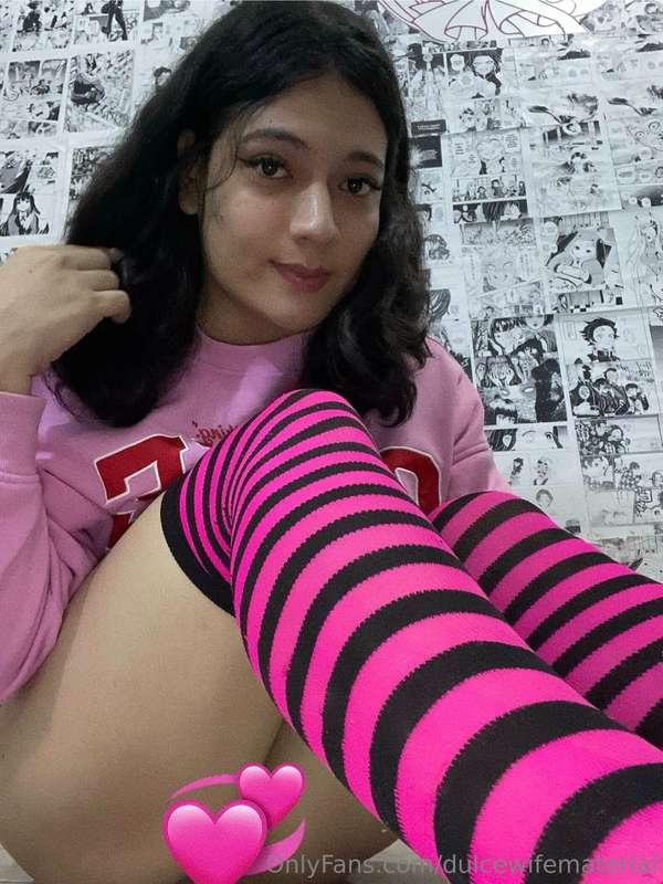 dulcewifematerial image #0