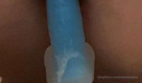 superrr wet and tight 💦🍑 bouncing up and down on my big dild..