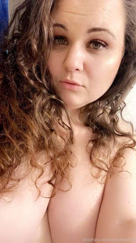 Had a long day at work 😅 I’d love some help to relax 😈