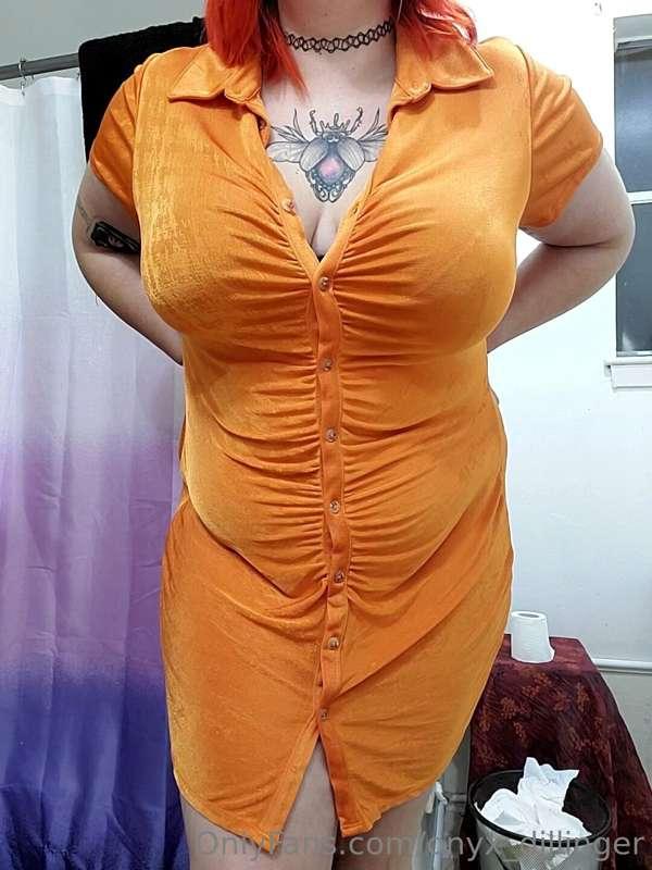 Any one else getting very intense naughty Velma vibes??