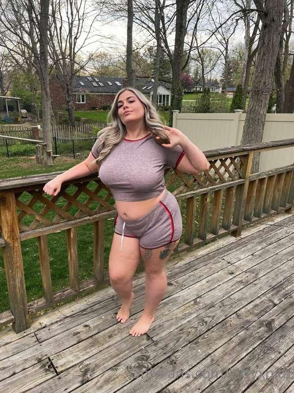 My stepdaughter is so nasty she fucked her stepfather and re..