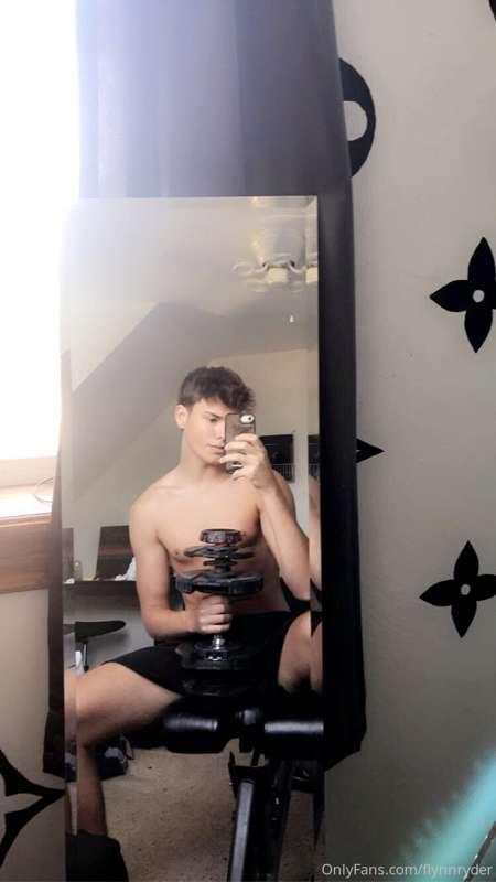 Gonna start trying to be more active on here! I’m excited to..