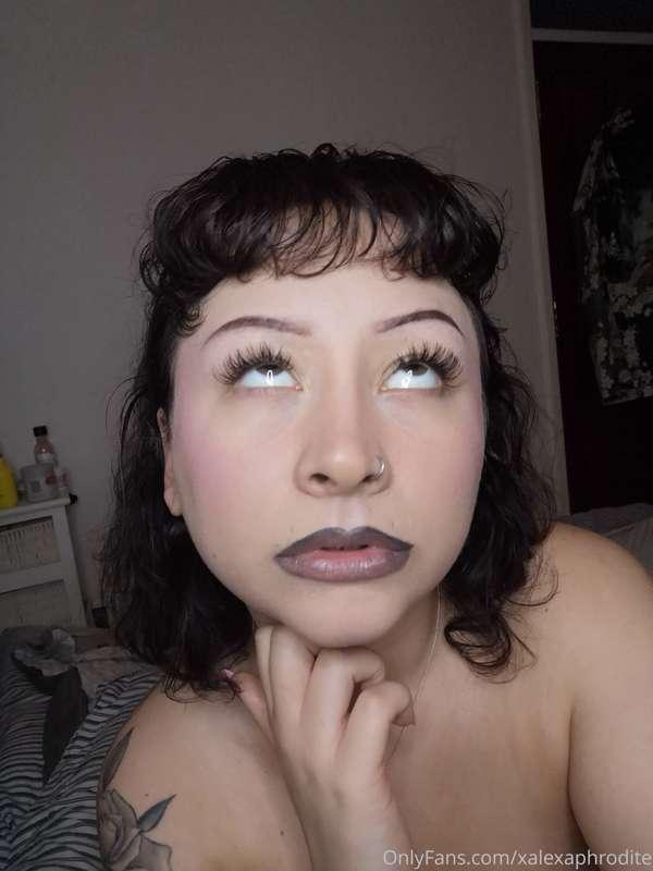 Send a dollar my way if you could make me make this face 😈