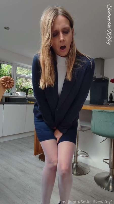 seductivewifey1 image #0