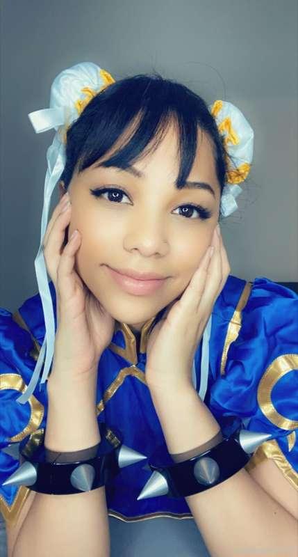 I hope everyone is having a wonderful day today! I've been c..