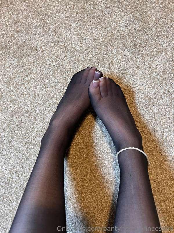 pantyhose_princess99 image #2