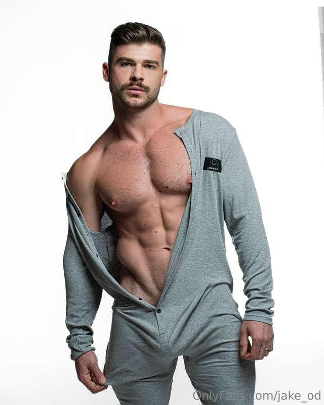 Here’s a lil advance teaser of Aussie hunk @jakesydboy who h..