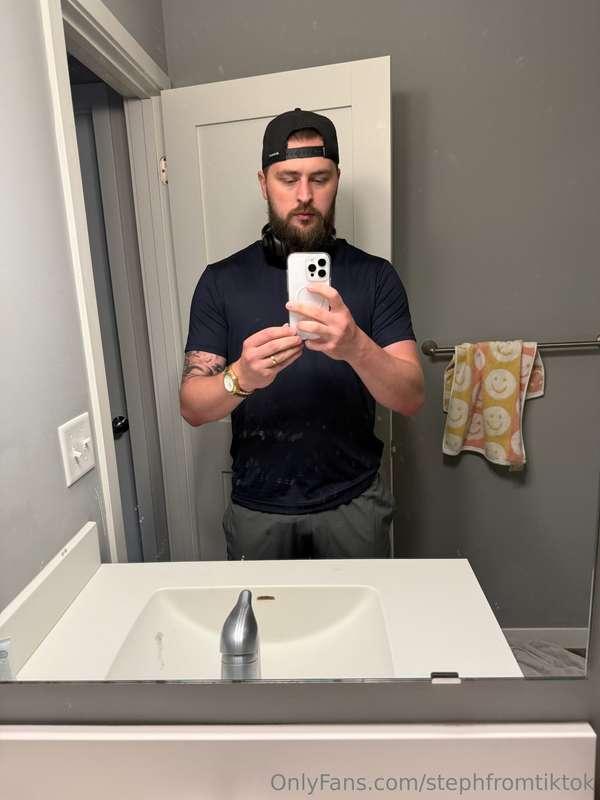 just got wrecked lol 🍑