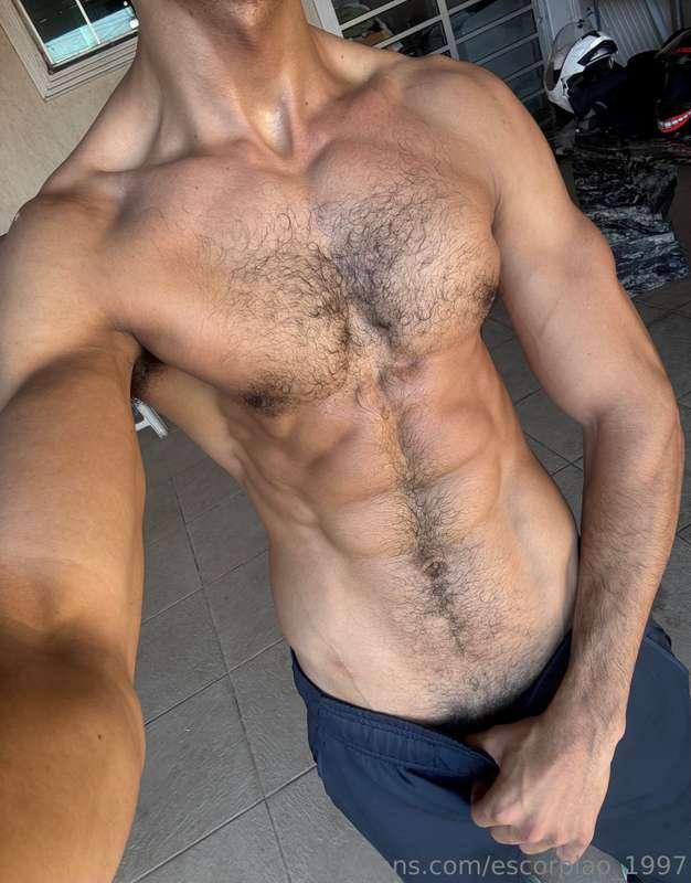 Good Morning Loves! After Training 🥵