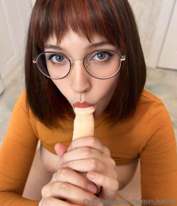 💋 I KNOW WHAT YOU NEED… 💋I’m @lanacherryxx — soft skin, wet ..