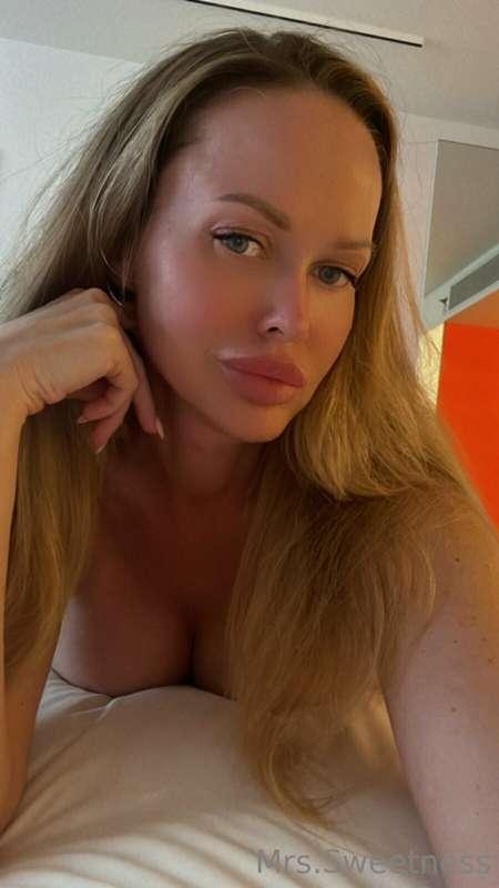 What do u imagine looking at me?