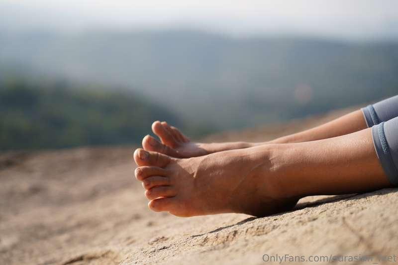 Subscribe to @eurasian_feet_vip for more! x