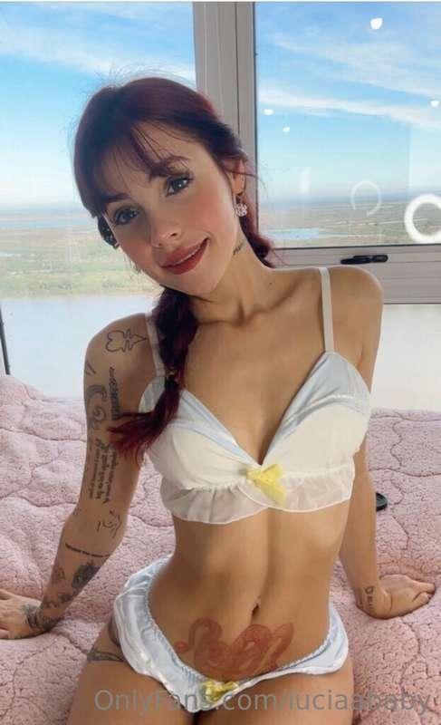 I want to do a live!!! , would u like to see me in live? 💞🥹 ..