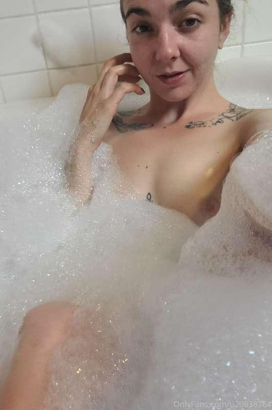Just what I needed after a busy week 😌💦 thank you guys for b..
