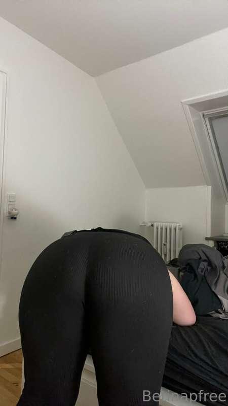 What hole do you want to pound 😜🤭💦🙌😏🤌🏼