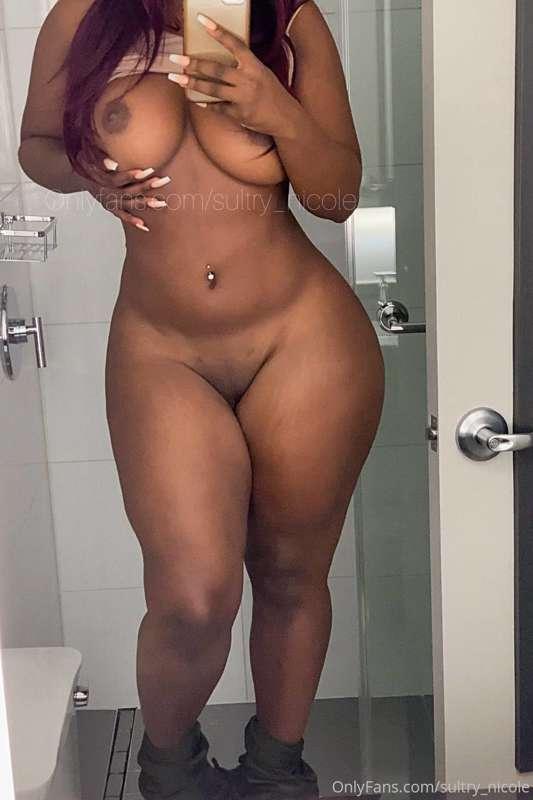 You gonna eat this pussy daddy?👅🍓