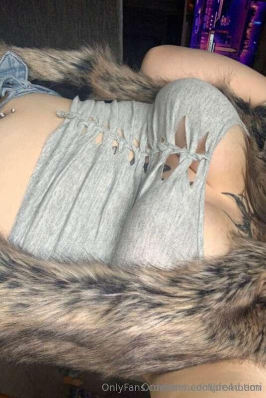 @de4d.emi🖤20 yr old emo slut🖤🖤ppv page>> @de4d.emi 🖤🪡piercin..
