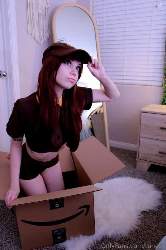 Uh hello? You gunna grab your package? ill be on twitch toni..