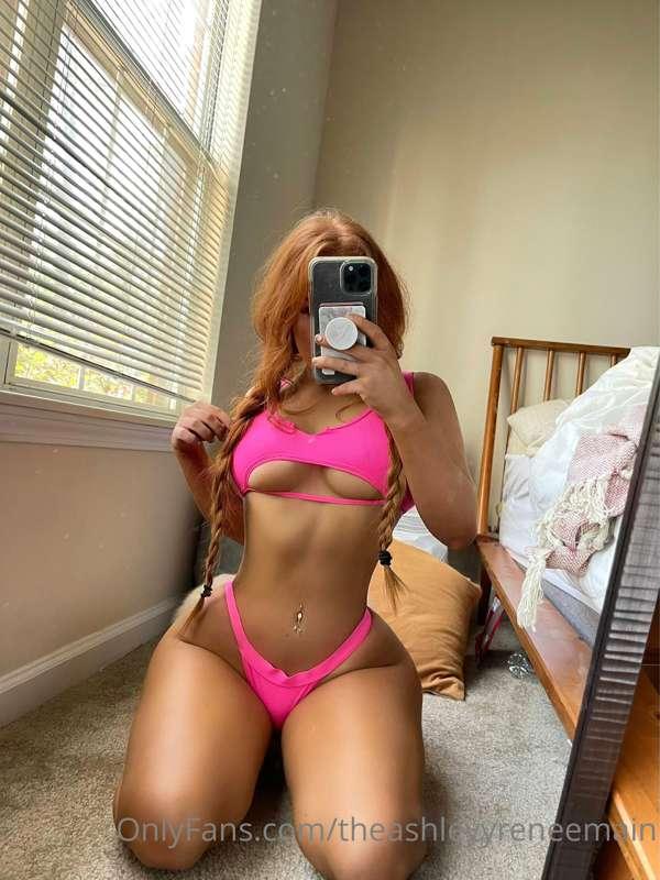 Do you wanna see what’s underneath ? 🙊