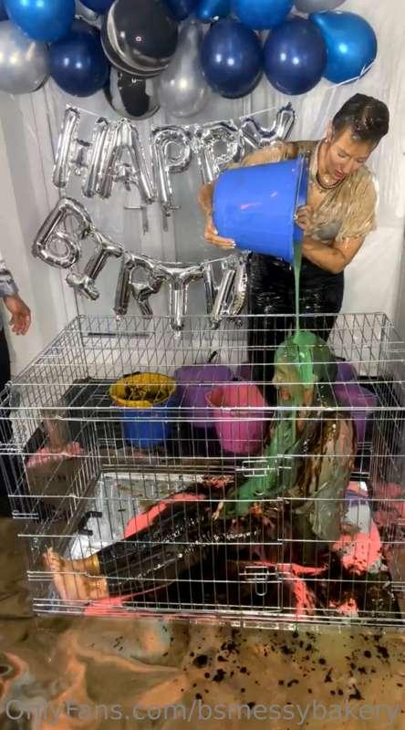 bsmessybakery image #36