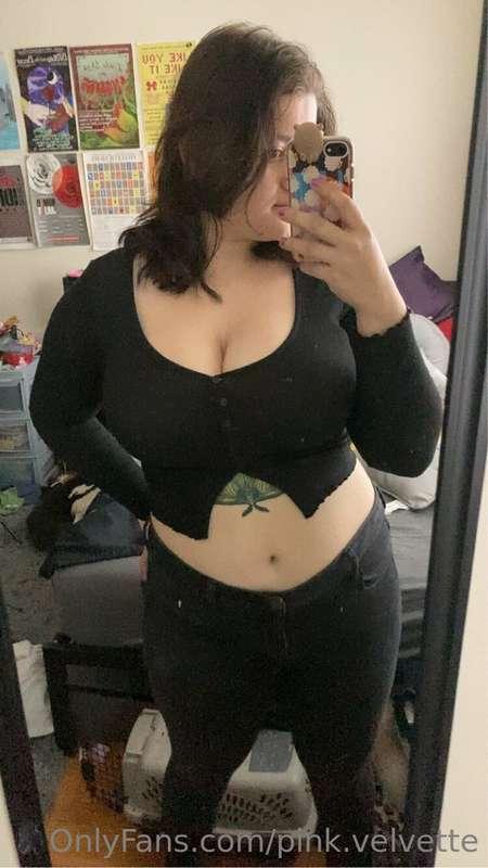 pink.velvette image #1