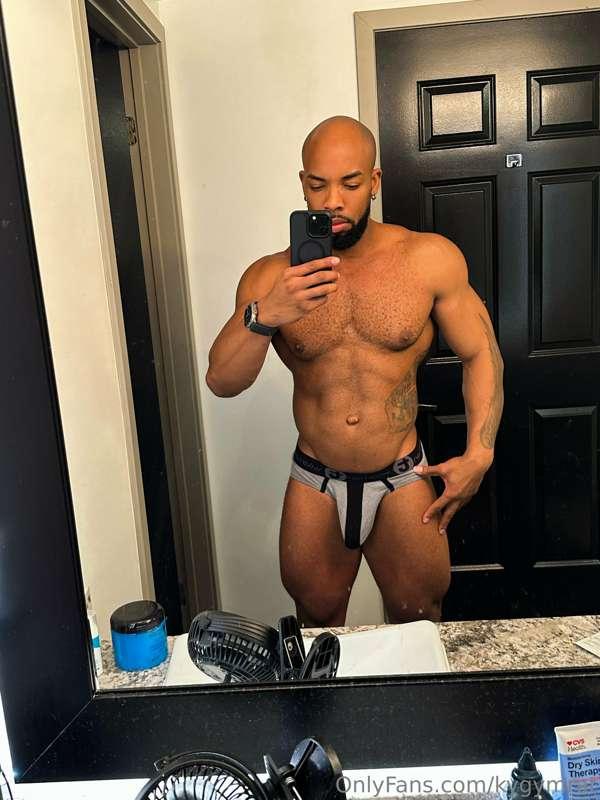 Who wants to take these off me? 😈