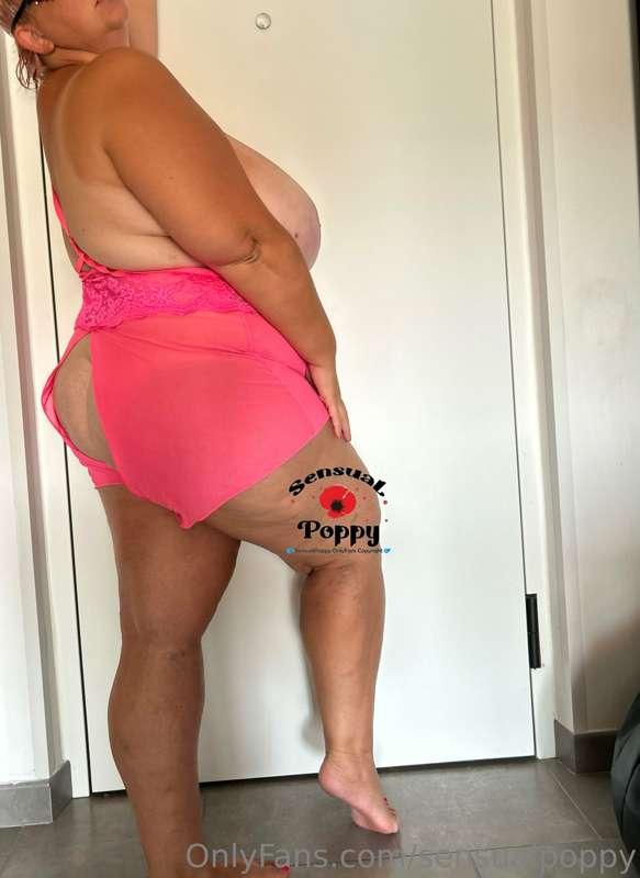 sensualpoppy image #3