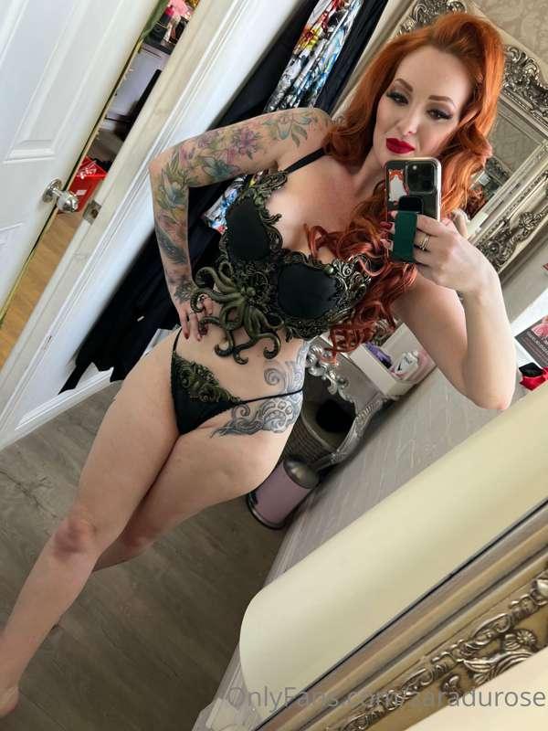 Shooting the remainder of my calendar today! 😀 o