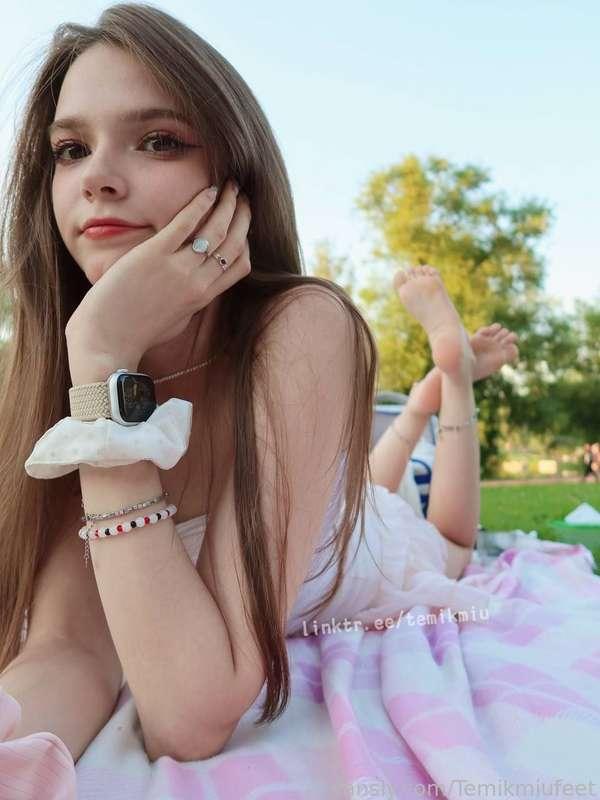 temikmiufeet image #3