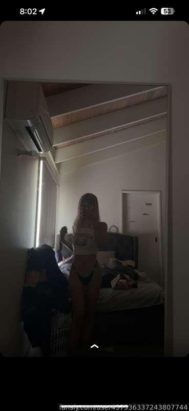 user457536337243807744 image #0