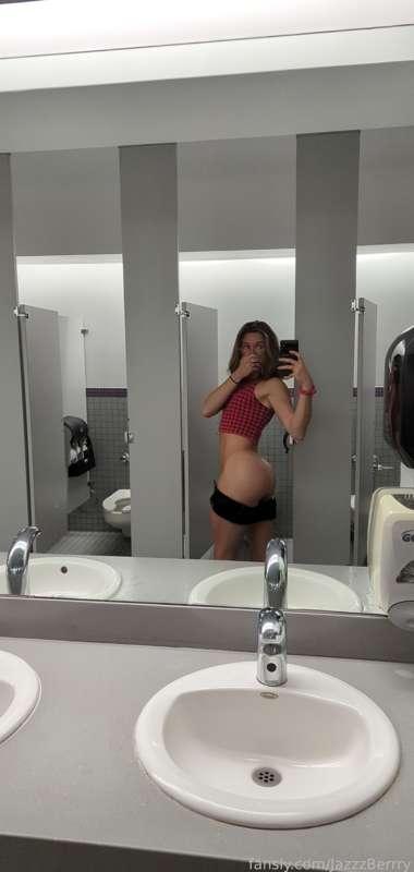 jazzzberrry image #4