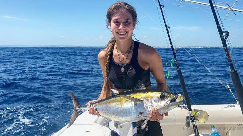 Haha I found some pics from my last fishing in Dominican Rep..