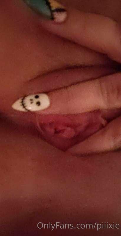 Teensy tiny magic little pussy. 😏