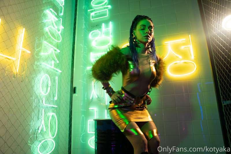 Cyberpunk2077 Neokitch Diva cosplay <3
How do you like it?