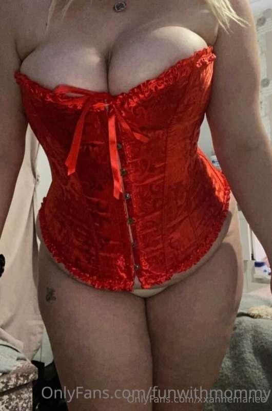# I found the hottest MILF!! And i managed to get my fans FR..