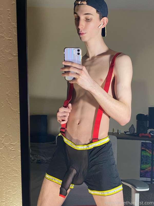 Heard there was a fire 🔥 🥵 need to be hosed down?