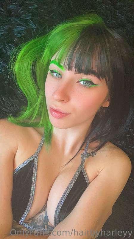 Hi! Check on your DM’s babyy 💚 ;)