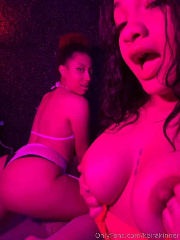 tits or ass?? 🥰