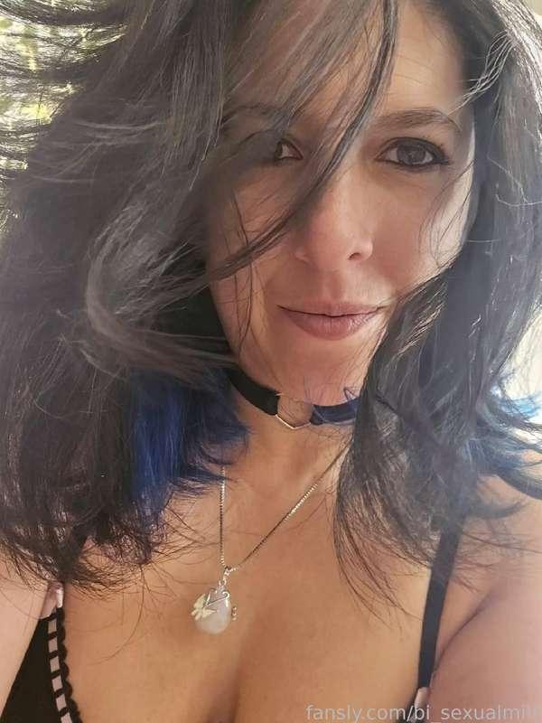 bi_sexualmilf image #3
