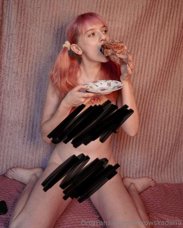 Who is ready for new set? 💖 Really girly pink vibe and a lot..