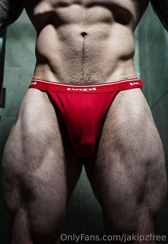 Which color looks better on my cock, red or blue 😏?
VIP Only..