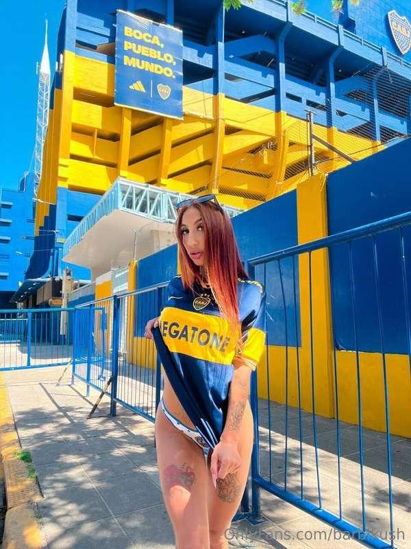 What is your favorite soccer team?✨
