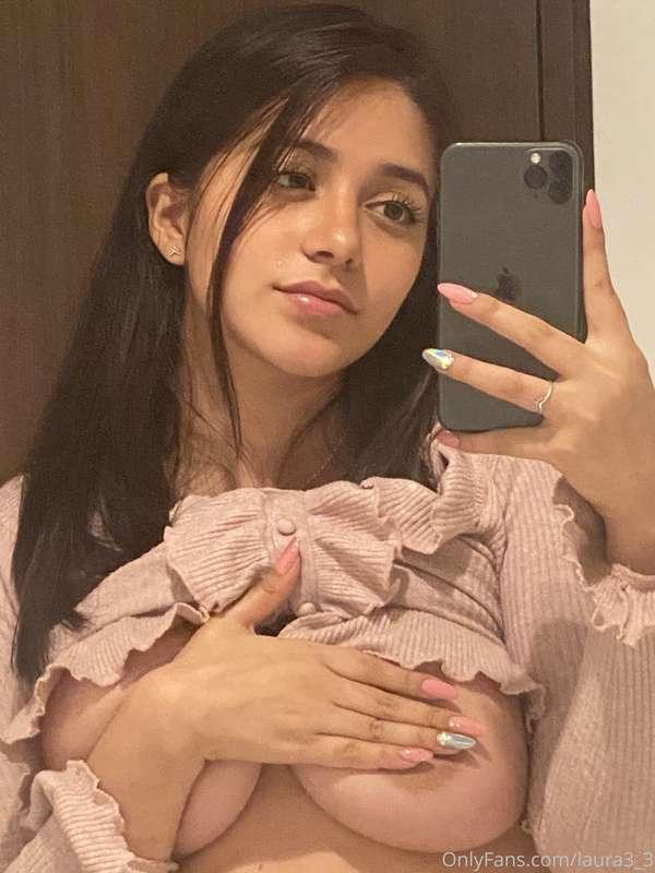 Hot girl, hot tits 😏💦
