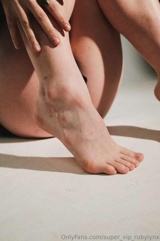 Every cell of the body seems to scream: 'Look at me.' You se..