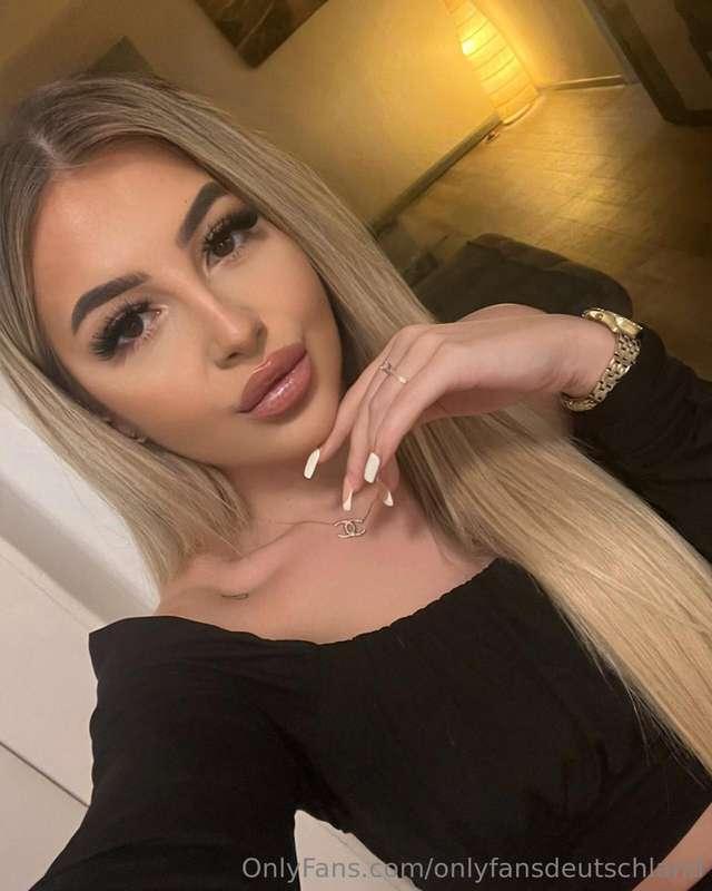 @alina.marvelleManchmal bin ich das süße Mädchen im Kleid 🌸 ..