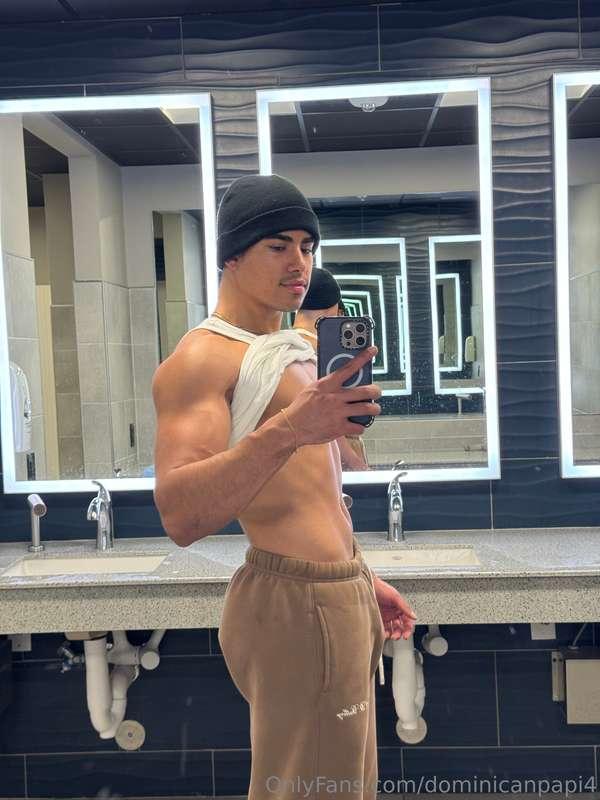 dominicanpapi4 image #1