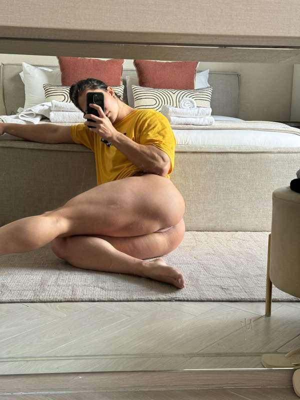 Getting very tight 😈