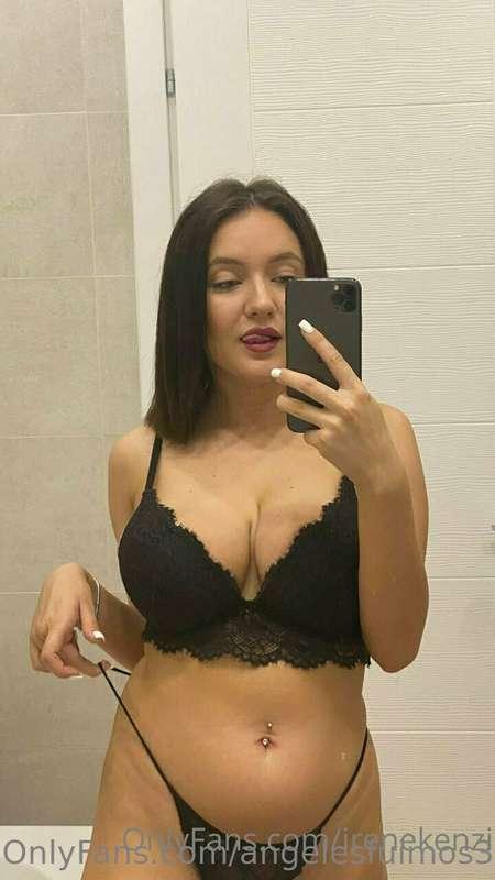 ⏩🟢𝑶𝒏𝒍𝒊𝒏𝒆. @irenekenzi 🔥Horny girl ready to chat and more. 🎥c..