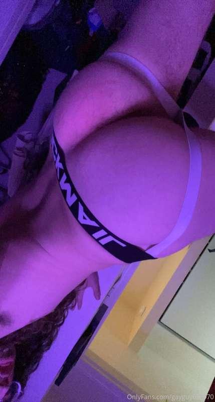 Fuck I need some good dick to fuck my hole🥵