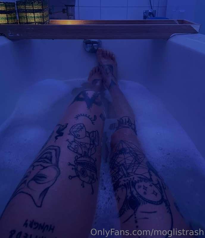 💦
